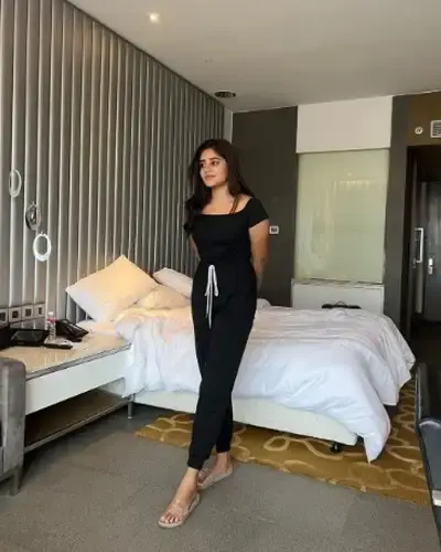 Call Girls Onda Cash On Delivery